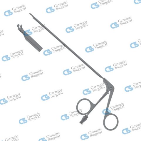 Spoon forceps with suction channel